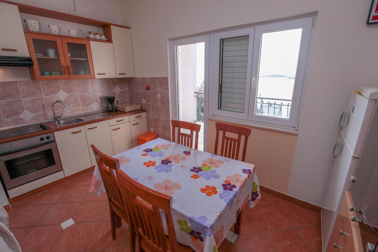 Apartments Mama Rogoznica  Esterno foto