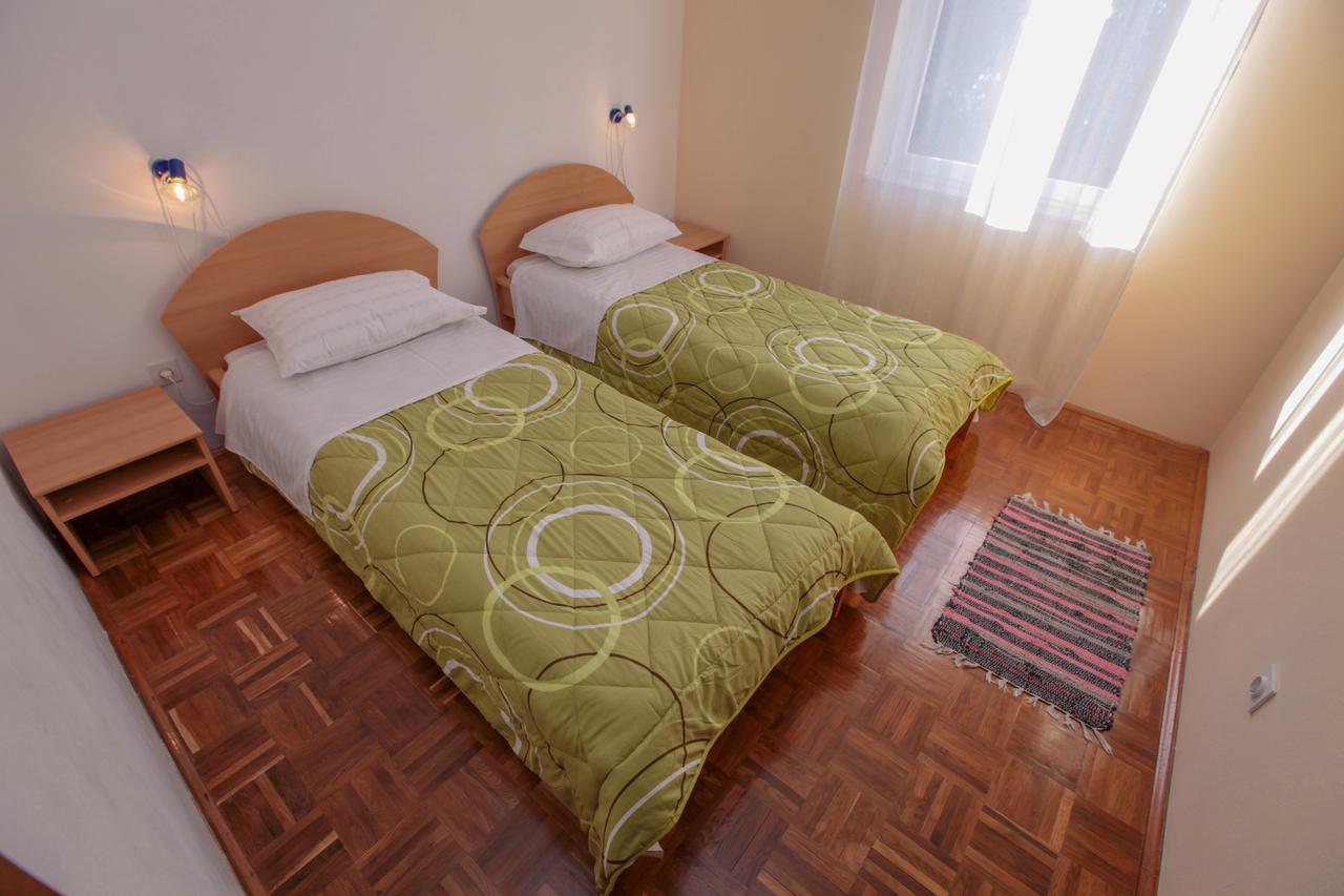 Apartments Mama Rogoznica  Esterno foto